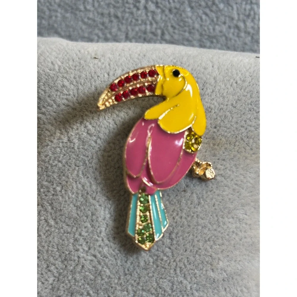 #11. Toucan Bird Brooch
